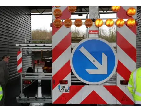 fourreaux poteaux bois verrouillables à Montaigu - image 2