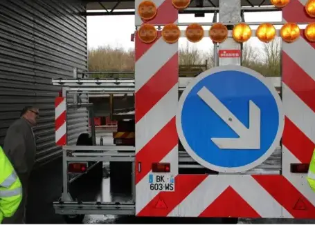 plaque numéro de maison à Essarts-en-Bocage - image 4