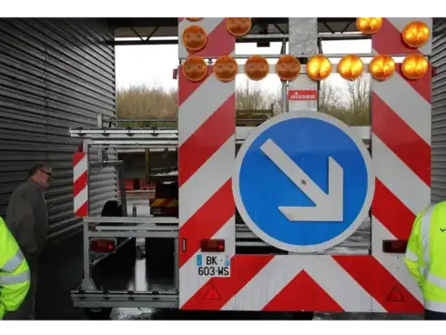 remorque porte barrières à Mareuil-sur-Lay-Dissais - image 4