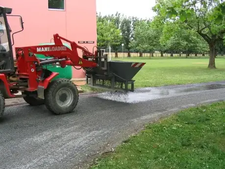 remorque porte barrières à Montaigu - image 2