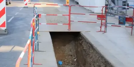 remorque porte-panneaux à Fontenay-le-Comte - image 3