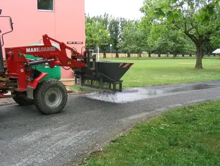 remorque porte-panneaux à La Roche-sur-Yon - image 3