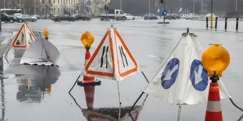 remorque porte-panneaux à Les Sables-d'Olonne - image 2
