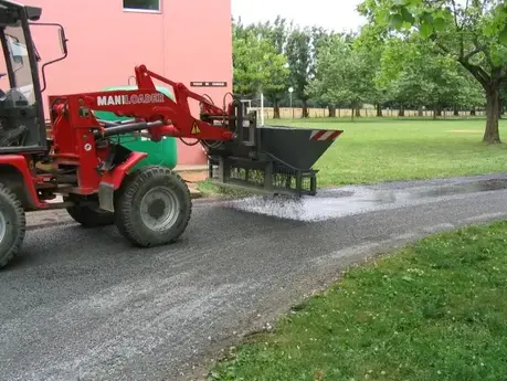 remorque porte-panneaux à Luçon - image 2