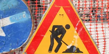 remorque porte-panneaux à Saint-Gilles-Croix-de-Vie - image 2